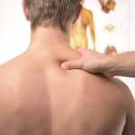 4 cvičenia pre zmiernenie bolestí chrbta